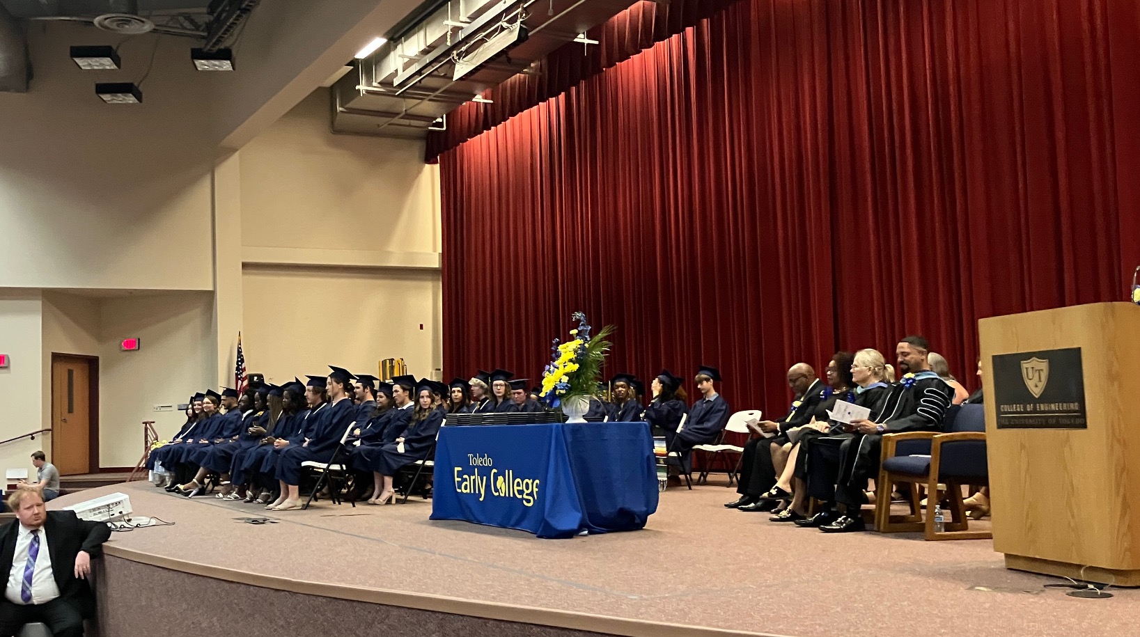 Introducing the 2024 Graduates of Toledo Early College!