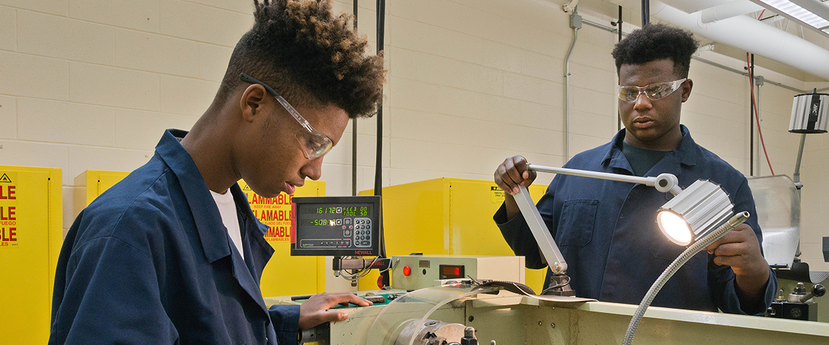 Students working together in Machining